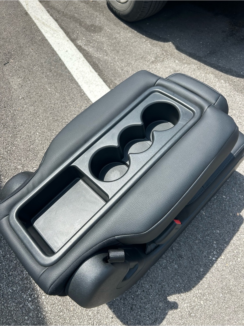 Middle Row seat pulled from Honda Odyssey 2026